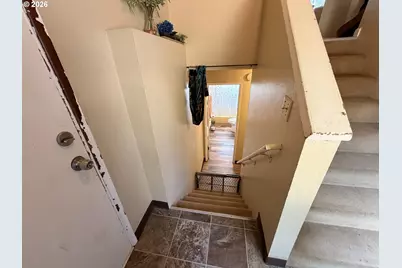 21123 SE Morrison St, Gresham, OR 97030 - Photo 8
