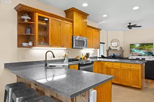 725 Slazenger Ct, Sutherlin, OR 97479 - Photo 8