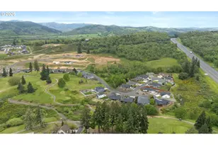 725 Slazenger Ct, Sutherlin, OR 97479 - Photo 30