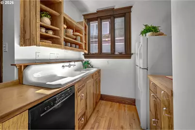 102 NE Monroe St, Portland, OR 97212 - Photo 20