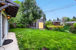 11820 SW Clifford St, Beaverton, OR 97008 - Photo 26