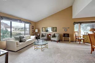 15910 SW Oak Meadow Ln, Tigard, OR 97224 - Photo 4