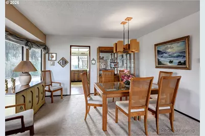 15910 SW Oak Meadow Ln, Tigard, OR 97224 - Photo 6