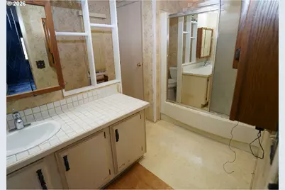 17563 SW Hancock Way, Beaverton, OR 97006 - Photo 16