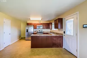 1144 Juniper St, Junction City, OR 97448 - Photo 12