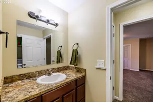 1144 Juniper St, Junction City, OR 97448 - Photo 16