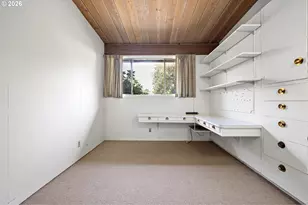 2255 Alder St, Eugene, OR 97405 - Photo 30