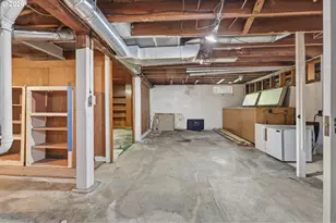 3037 NE Skidmore St, Portland, OR 97211 - Photo 36