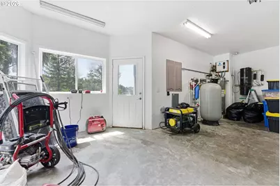 95037 Haynes Way Ln, North Bend, OR 97459 - Photo 36