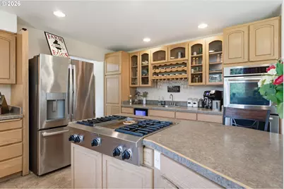 95037 Haynes Way Ln, North Bend, OR 97459 - Photo 12