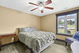 801 S Park St, Carlton, OR 97111 - Photo 36