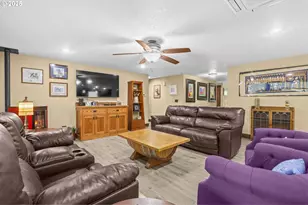 801 S Park St, Carlton, OR 97111 - Photo 18