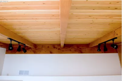 175 NE Fairview St, Sheridan, OR 97378 - Photo 24