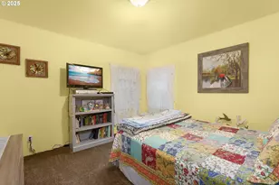 144 Paradise Ln, Roseburg, OR 97471 - Photo 28