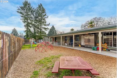 1117 SW Greenwood Ave, Grants Pass, OR 97526 - Photo 38