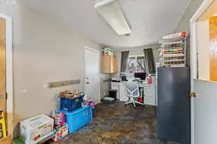 1117 SW Greenwood Ave, Grants Pass, OR 97526 - Photo 34