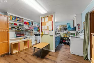 1117 SW Greenwood Ave, Grants Pass, OR 97526 - Photo 14