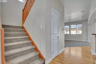 812 N 27th Ave, Cornelius, OR 97113 - Photo 8