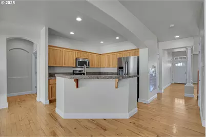 812 N 27th Ave, Cornelius, OR 97113 - Photo 10