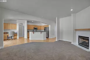 812 N 27th Ave, Cornelius, OR 97113 - Photo 16