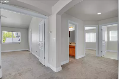 812 N 27th Ave, Cornelius, OR 97113 - Photo 22