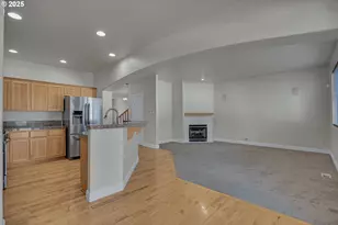 812 N 27th Ave, Cornelius, OR 97113 - Photo 30