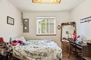 318 E Steuben St, Bingen, WA 98605 - Photo 16