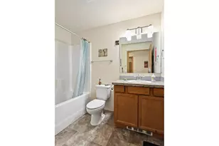 318 E Steuben St, Bingen, WA 98605 - Photo 14