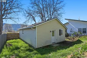 318 E Steuben St, Bingen, WA 98605 - Photo 20