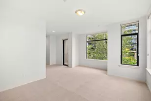 1742 NW Riverscape St, Portland, OR 97209 - Photo 12