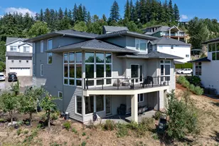 9280 SE Emmert View Ct, Happy Valley, OR 97086 - Photo 2