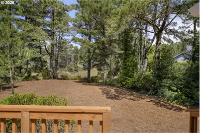 1009 Royal Saint George Dr, Florence, OR 97439 - Photo 40