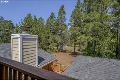 1009 Royal Saint George Dr, Florence, OR 97439 - Photo 28