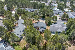 1009 Royal Saint George Dr, Florence, OR 97439 - Photo 44