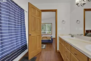 1009 Royal Saint George Dr, Florence, OR 97439 - Photo 22