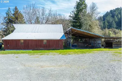 1355 Days Creek Cutoff Rd, Myrtle Creek, OR 97457 - Photo 6