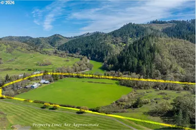 1355 Days Creek Cutoff Rd, Myrtle Creek, OR 97457 - Photo 10