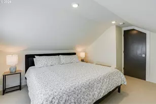 7945 SW 74th Ave, Portland, OR 97223 - Photo 30