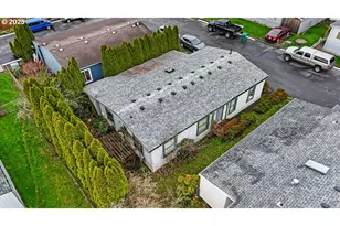 301 E Columbia Dr, Newberg, OR 97132 - Photo 4