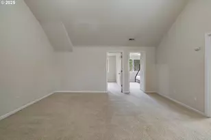 2106 Charlie Ct, Forest Grove, OR 97116 - Photo 20