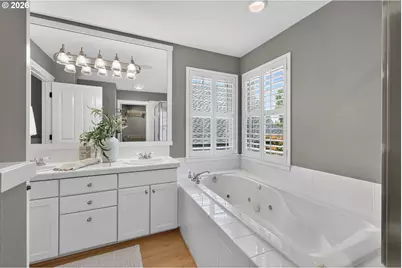 2527 NW Stimpson Ln, Portland, OR 97229 - Photo 30