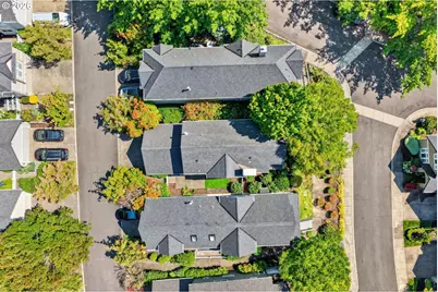 2527 NW Stimpson Ln, Portland, OR 97229 - Photo 46