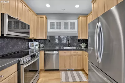 2527 NW Stimpson Ln, Portland, OR 97229 - Photo 16