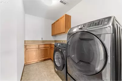 530 SW 167th Ave, Beaverton, OR 97006 - Photo 36