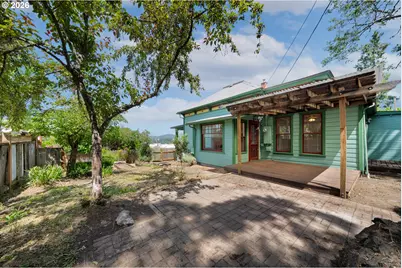 609 SE Chadwick St, Roseburg, OR 97470 - Photo 32