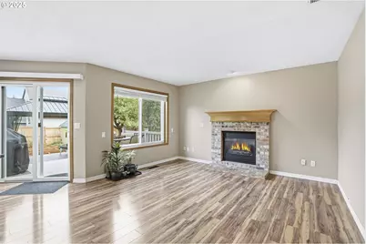 19865 Castleberry Loop, Oregon City, OR 97045 - Photo 16