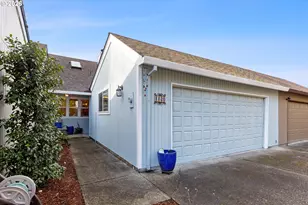 1120 NW Shadywood St, McMinnville, OR 97128 - Photo 1