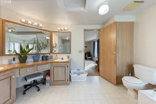 1050 W Lincoln St, Carlton, OR 97111 - Photo 32