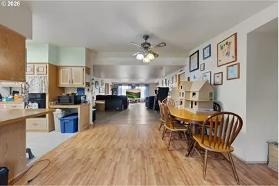 1050 W Lincoln St, Carlton, OR 97111 - Photo 16