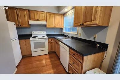 2903 SE Pine St, Portland, OR 97214 - Photo 18